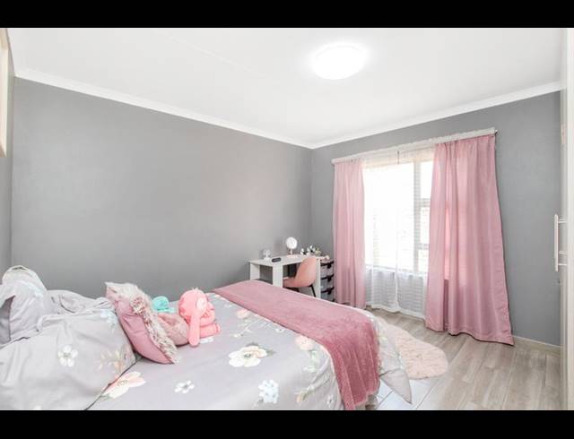 4 BEDROOM HOUSE FOR SALE IN MONUMENT